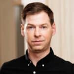 Porträttfoto av Erik Hjalmarsson